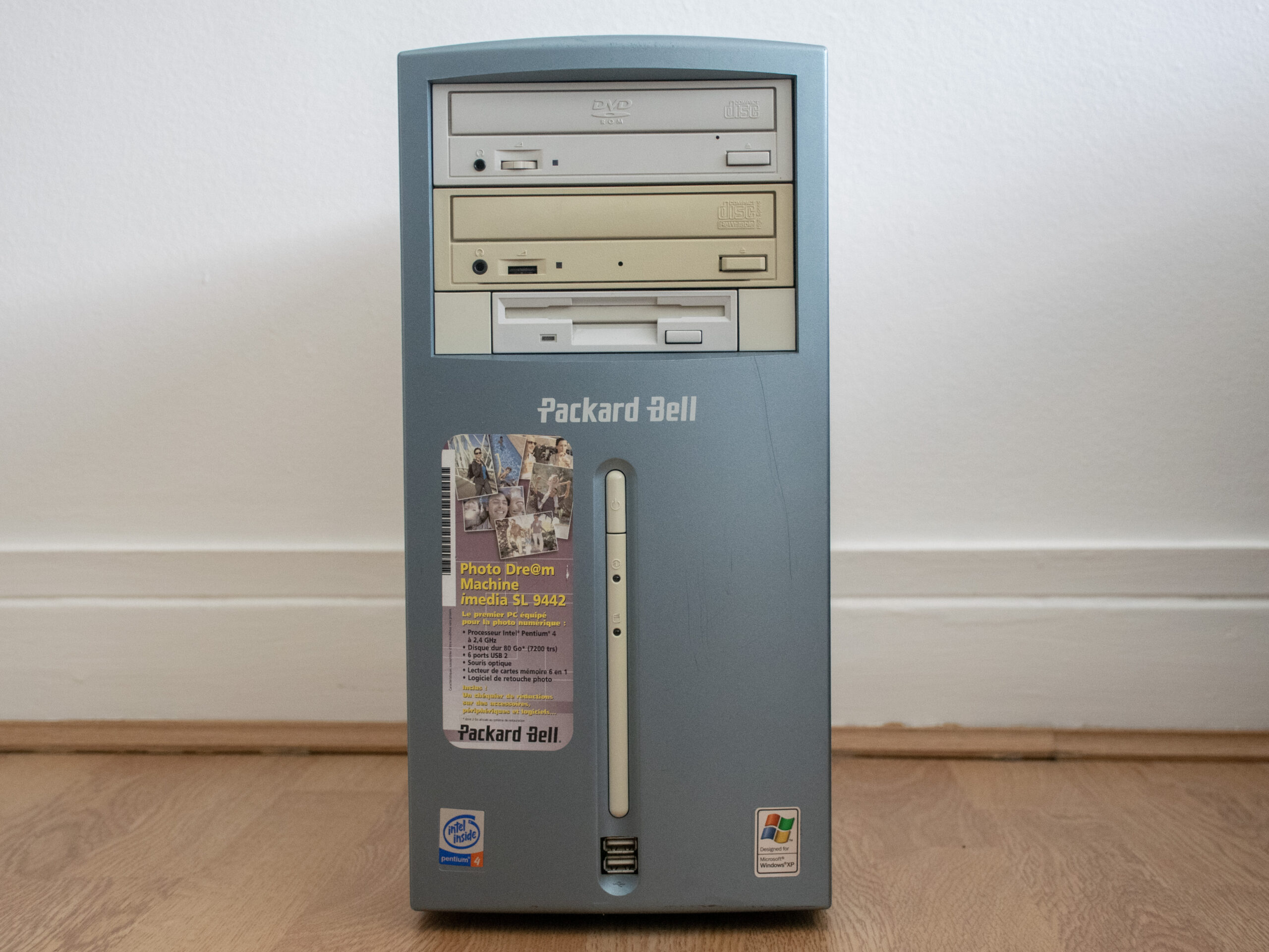 Packard Bell iMedia SL 9442 - face