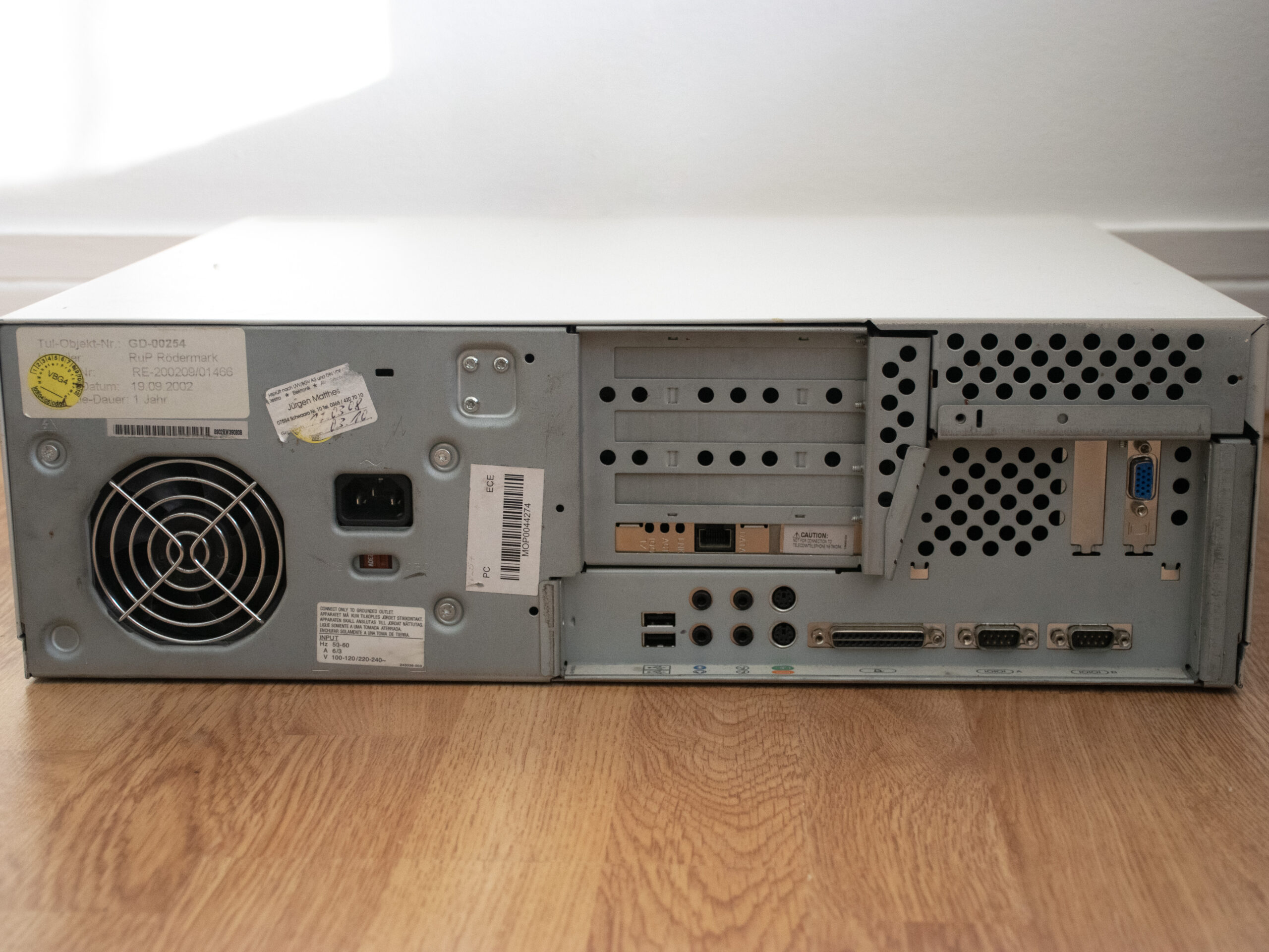 Compaq Deskpro EN 350 - arrière